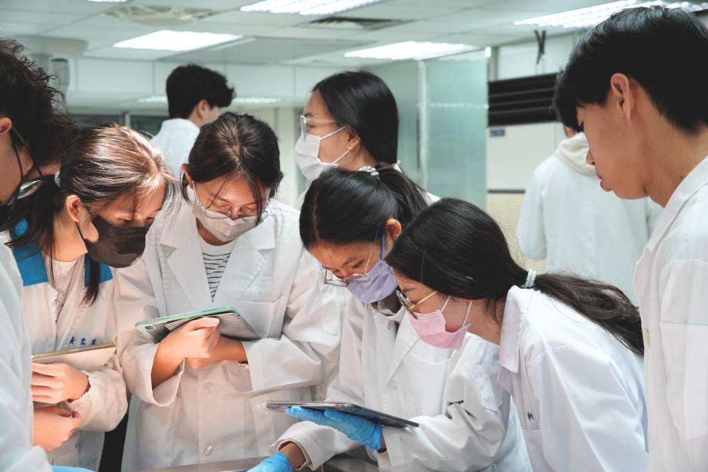 NYCU Launches ‘Medical-Legal Program’ to Cultivate Dual-Expertise Talents
